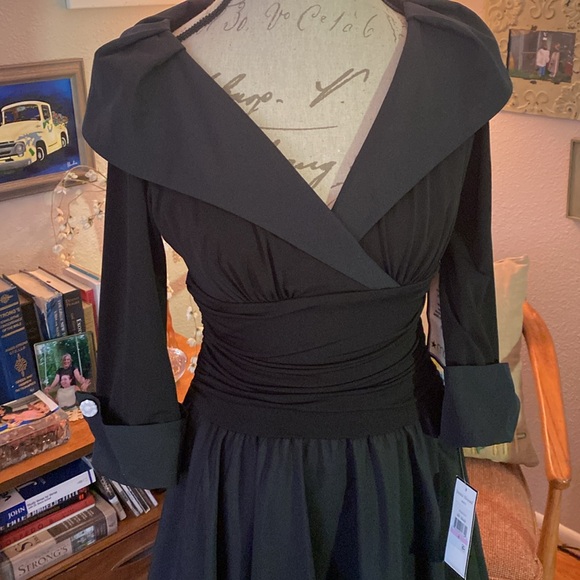 Never worn Jessica Howard dress replicating the 50s’. - Picture 2 of 14